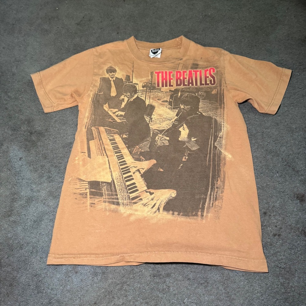 The Beatles 2005 Apple Corps Graphic T-Shirt Tan Small Cygnus Music Band Tee